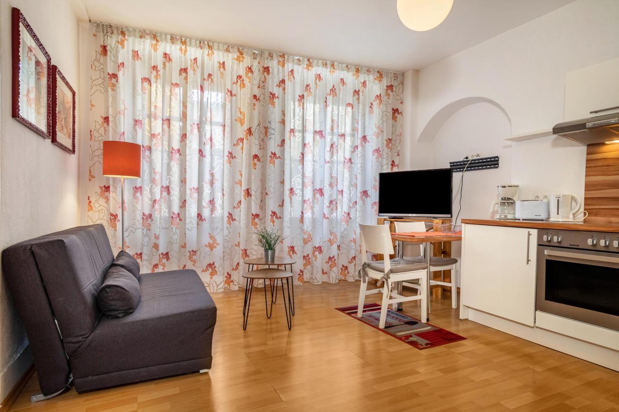 Ferienwohnungen Spiegel Felsgaessele Lindau  Exterior foto